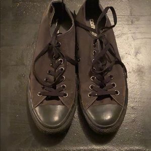 BLACKED OUT CONVERSE (men’s 8.5 women’s 10.5)